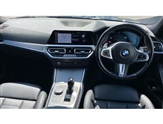 BMW 3 Series Image 4