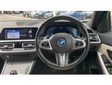 BMW 3 Series Image 5