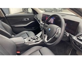 BMW 3 Series Image 6