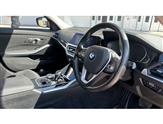 BMW 3 Series Image 6