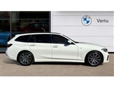 BMW 3 Series Image 3