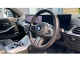 BMW 3 Series Image 6