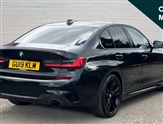BMW 3 Series Image 3