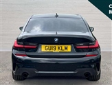 BMW 3 Series Image 4