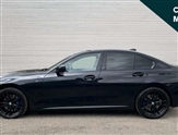 BMW 3 Series Image 6