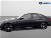 BMW 3 Series Image 4