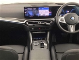 BMW 3 Series Image 4