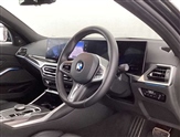 BMW 3 Series Image 6