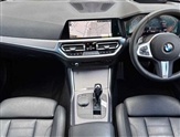 BMW 3 Series Image 6