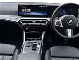 BMW 3 Series Image 6