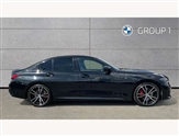 BMW 3 Series Image 3