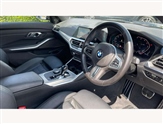 BMW 3 Series Image 6