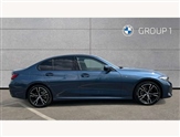BMW 3 Series Image 3