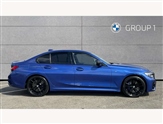 BMW 3 Series Image 3