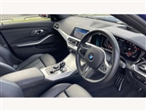 BMW 3 Series Image 6