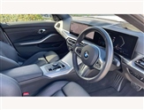 BMW 3 Series Image 6