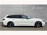 BMW 3 Series Image 3
