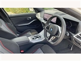 BMW 3 Series Image 6
