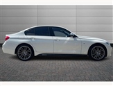BMW 3 Series Image 6