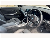 BMW 3 Series Image 6