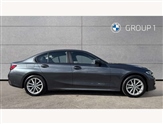 BMW 3 Series Image 3