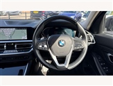BMW 3 Series Image 5