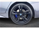 BMW 3 Series Image 6