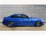 BMW 3 Series Image 3