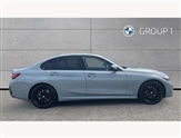 BMW 3 Series Image 3