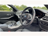 BMW 3 Series Image 6
