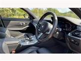 BMW 3 Series Image 6