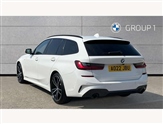 BMW 3 Series Image 2