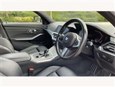 BMW 3 Series Image 6