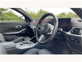 BMW 3 Series Image 6