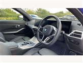 BMW 3 Series Image 6