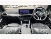 BMW 3 Series Image 4