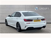 BMW 3 Series Image 2