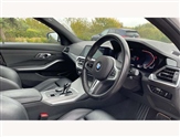 BMW 3 Series Image 6