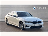BMW 3 Series Image 1