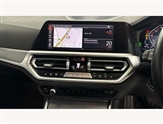 BMW 3 Series Image 6