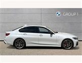 BMW 3 Series Image 3