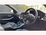 BMW 3 Series Image 6