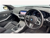 BMW 3 Series Image 6