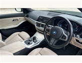 BMW 3 Series Image 6