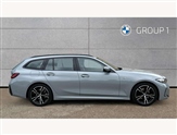 BMW 3 Series Image 3