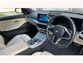 BMW 3 Series Image 6