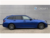 BMW 3 Series Image 3