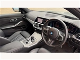 BMW 3 Series Image 6