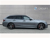 BMW 3 Series Image 3