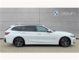 BMW 3 Series Image 3